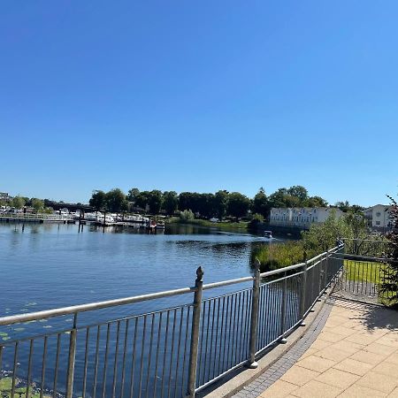 Five Bedroom Waterfront House Carrick on Shannon Εξωτερικό φωτογραφία